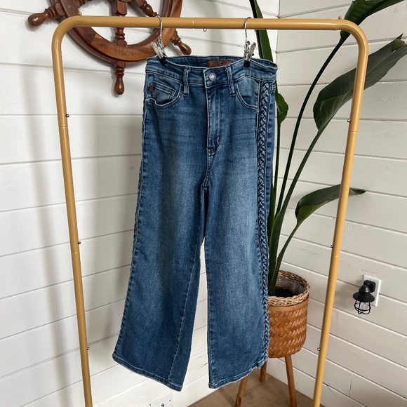 Judy Blue braided leg jean - Picture 1 of 2